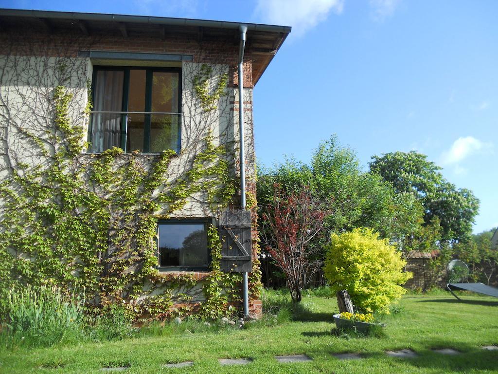 Haus Am See In Kleinzerlang Esterno foto