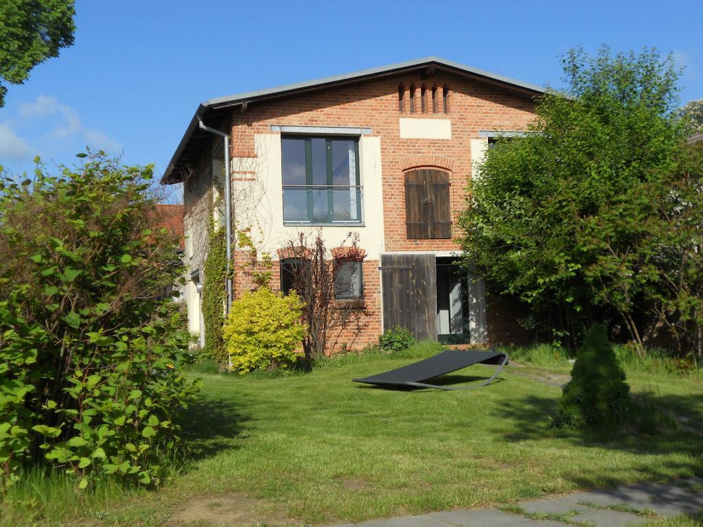 Haus Am See In Kleinzerlang Esterno foto